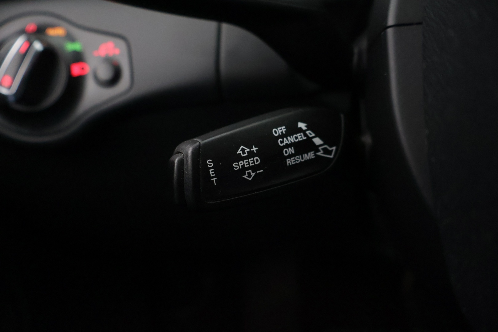 Audi A4 2012 Avant Business 1,8 TFSI 125 kW * / Yritys-outlet - myydään vain yrityksille! / Suomi-auto / Vakkari / P-tutkat / Lohkolämmitin / Xenon / * - Yritys outlet - Myydään vain yrityksille! Suomi-auto - HULLUT AVAJAISHULINAT KORKOTARJOUS 3,29 %