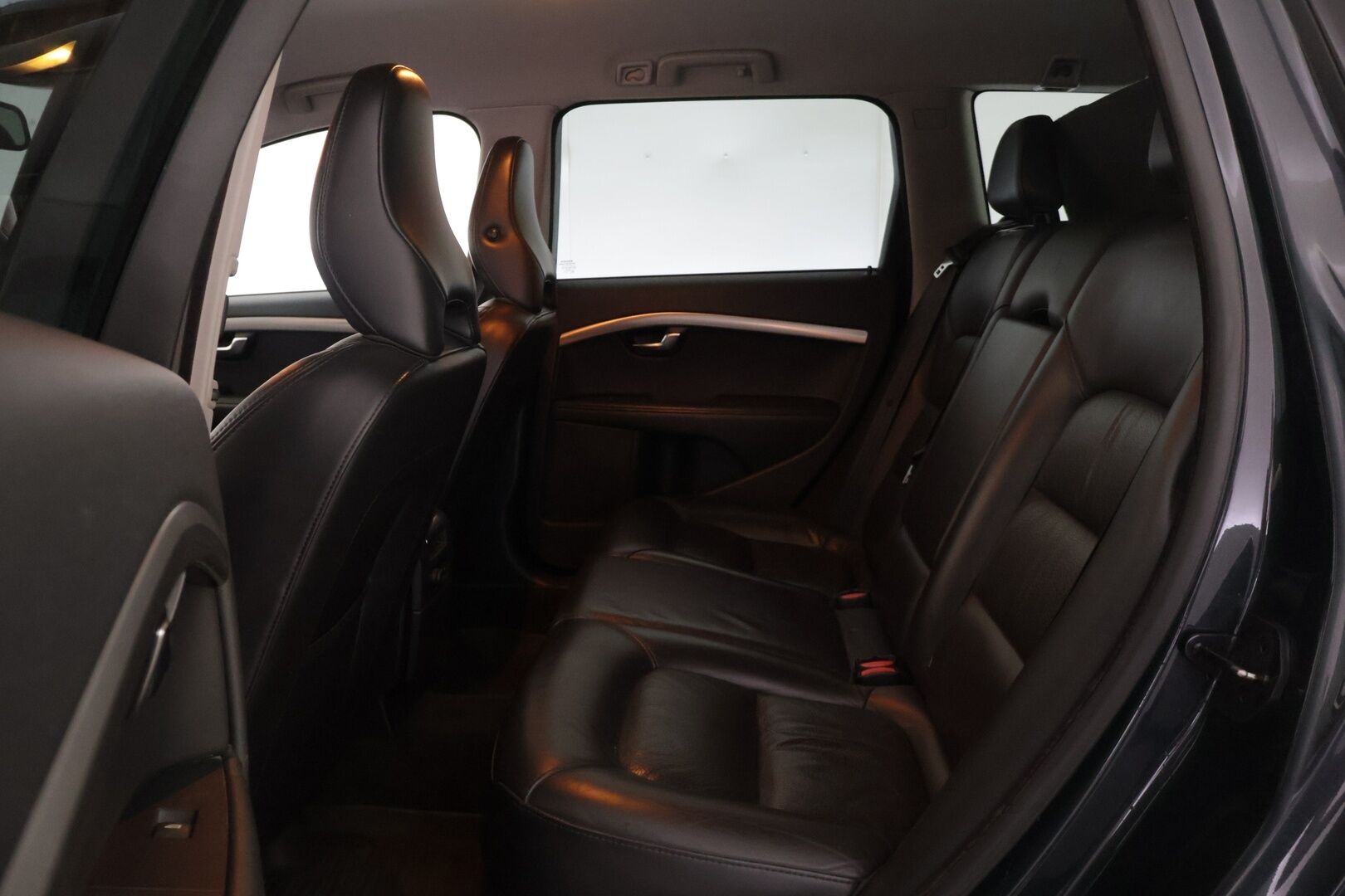 Volvo V70 2012 D5 AWD Summum Business aut - | Webasto | Kuljettajan istuin muistilla | Nahkaverhoilu |