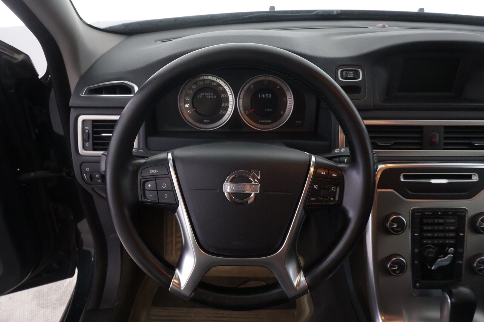 Volvo V70 2012 D5 AWD Summum Business aut - | Webasto | Kuljettajan istuin muistilla | Nahkaverhoilu |