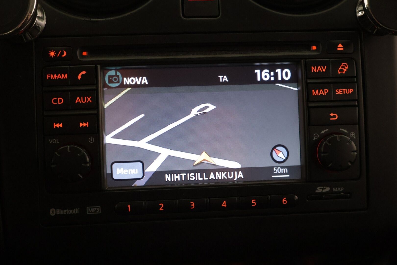 Nissan Qashqai 2012 1,6L Stop / Start System Acenta 2WD 5M/T Connect MY11