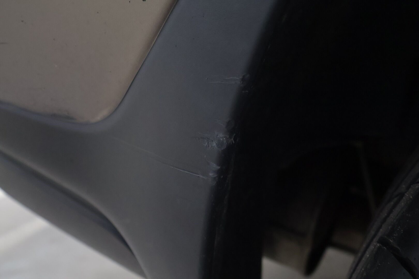 BMW X5 2004 3,0dA - | Myydään huutokaupat.com- sivustolla | Kamera | Nahat | 2x renkaat | Muistipenkki | 