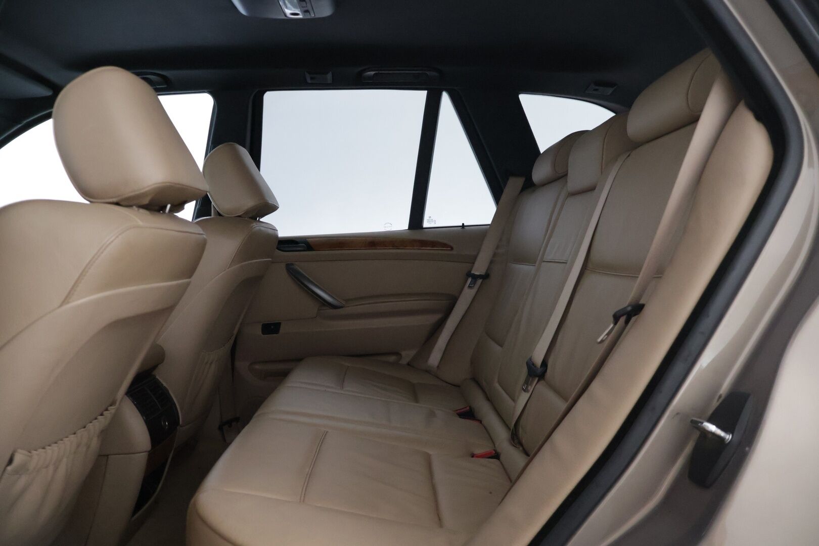 BMW X5 2004 3,0dA - | Myydään huutokaupat.com- sivustolla | Kamera | Nahat | 2x renkaat | Muistipenkki | 