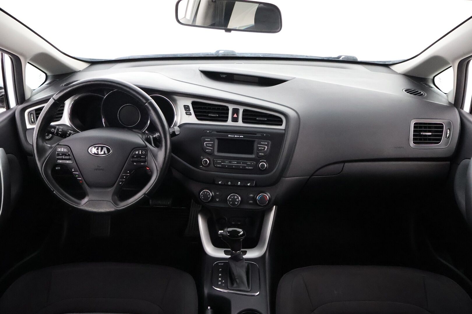 Kia cee'd 2013 1,6 EX SW DCT A/T - Suomiauto / Vakkari / Lohko / Ratinlämmitin / Tutkat / Bluetooth / Huippu siisti!