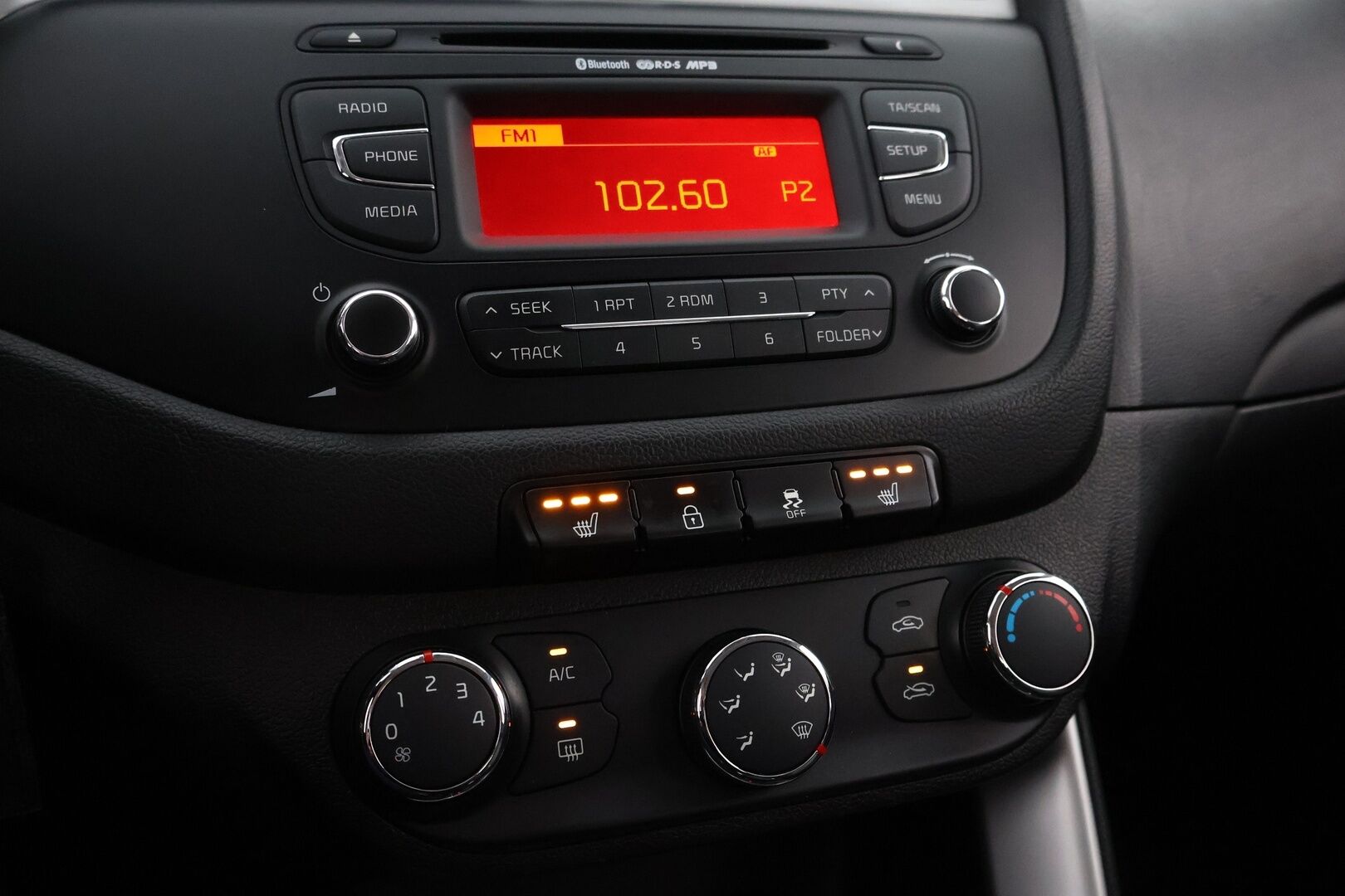 Kia cee'd 2013 1,6 EX SW DCT A/T - Suomiauto / Vakkari / Lohko / Ratinlämmitin / Tutkat / Bluetooth / Huippu siisti!