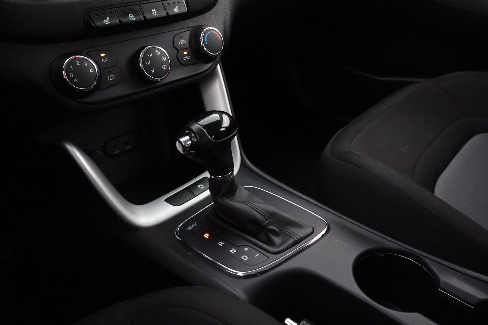 Kia cee'd 2013 1,6 EX SW DCT A/T - Suomiauto / Vakkari / Lohko / Ratinlämmitin / Tutkat / Bluetooth / Huippu siisti!