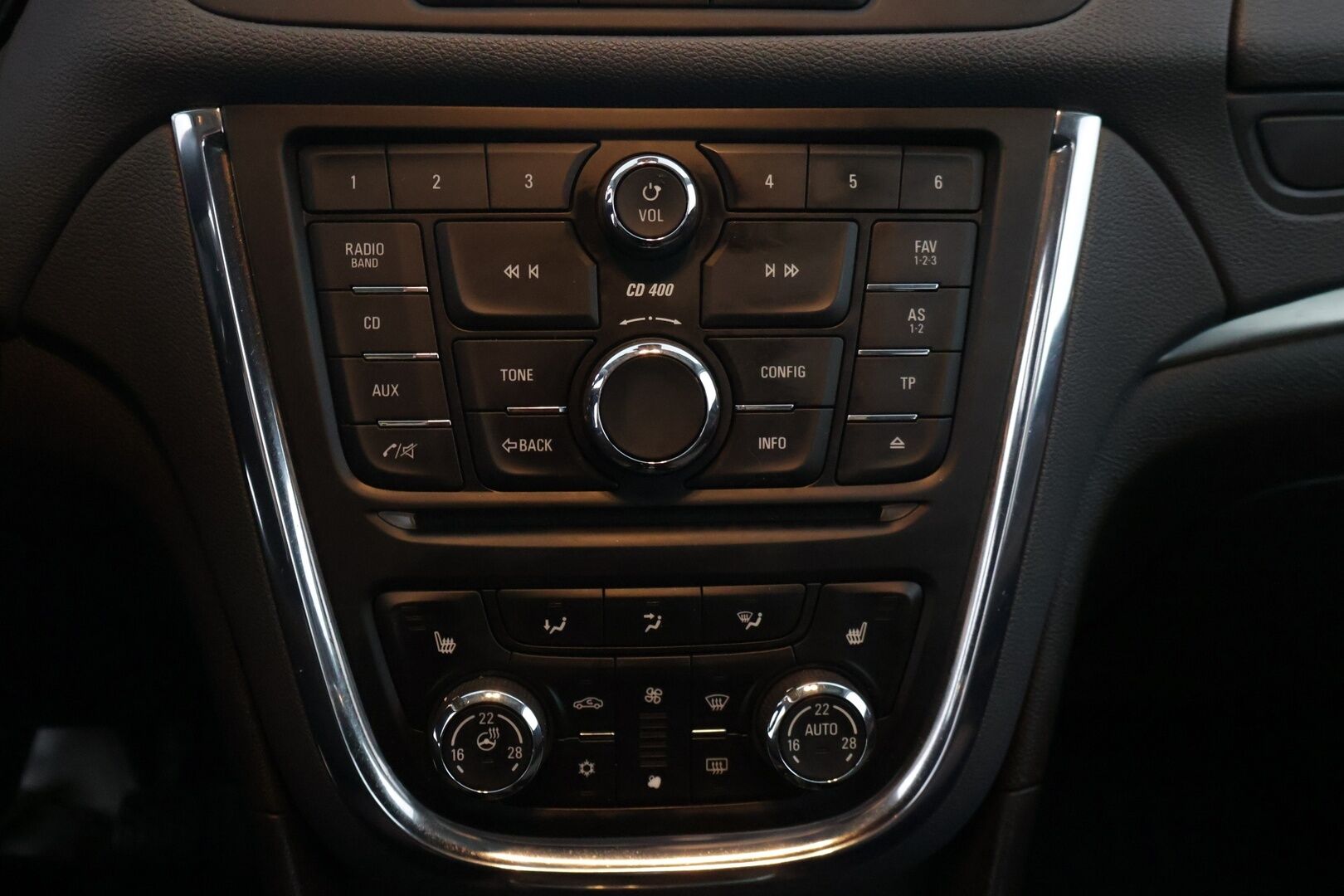 Opel Mokka 2013 5-ov Cosmo 1,6 ecoFLEX Start/Stop 85kW MT5* Pulinahkasisusta / P.tutkat / Ratinlämmitin / Vakkari * - * Myydään huutokaupat.comissa *