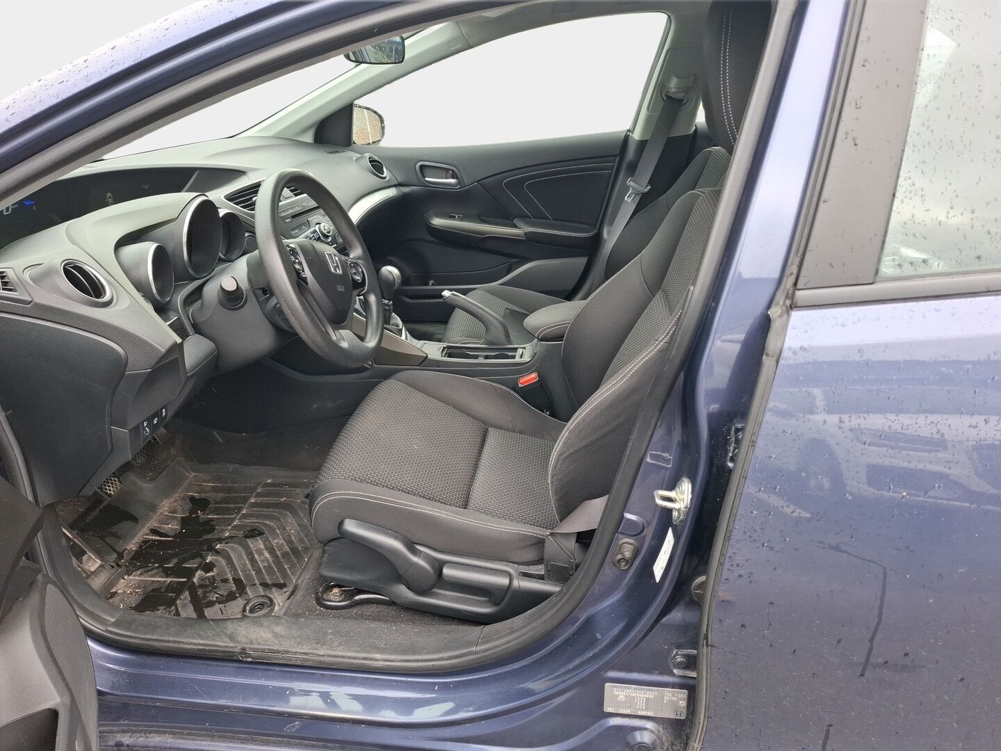 Honda Civic 2017 5D 1,4i Comfort - Suomi-Auto | Vakkari | Lohko+Sisäpistoke | Bluetooth
