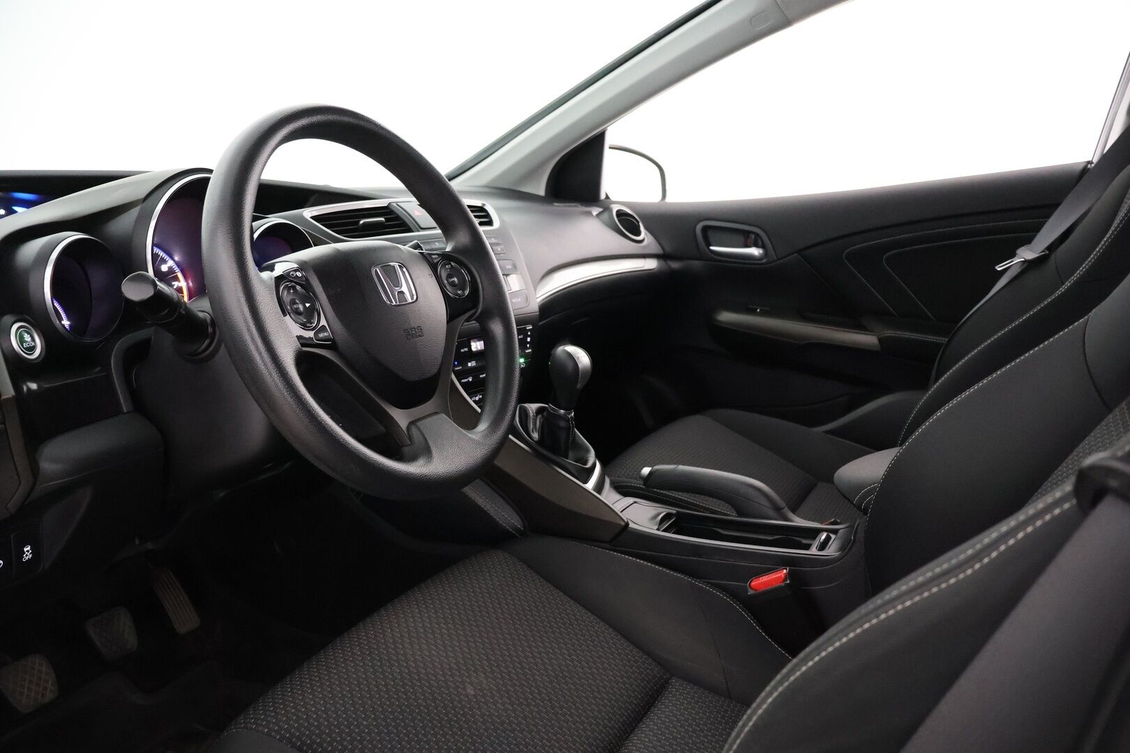 Honda Civic 2017 5D 1,4i Comfort - Suomi-Auto | Vakkari | Lohko+Sisäpistoke | Bluetooth