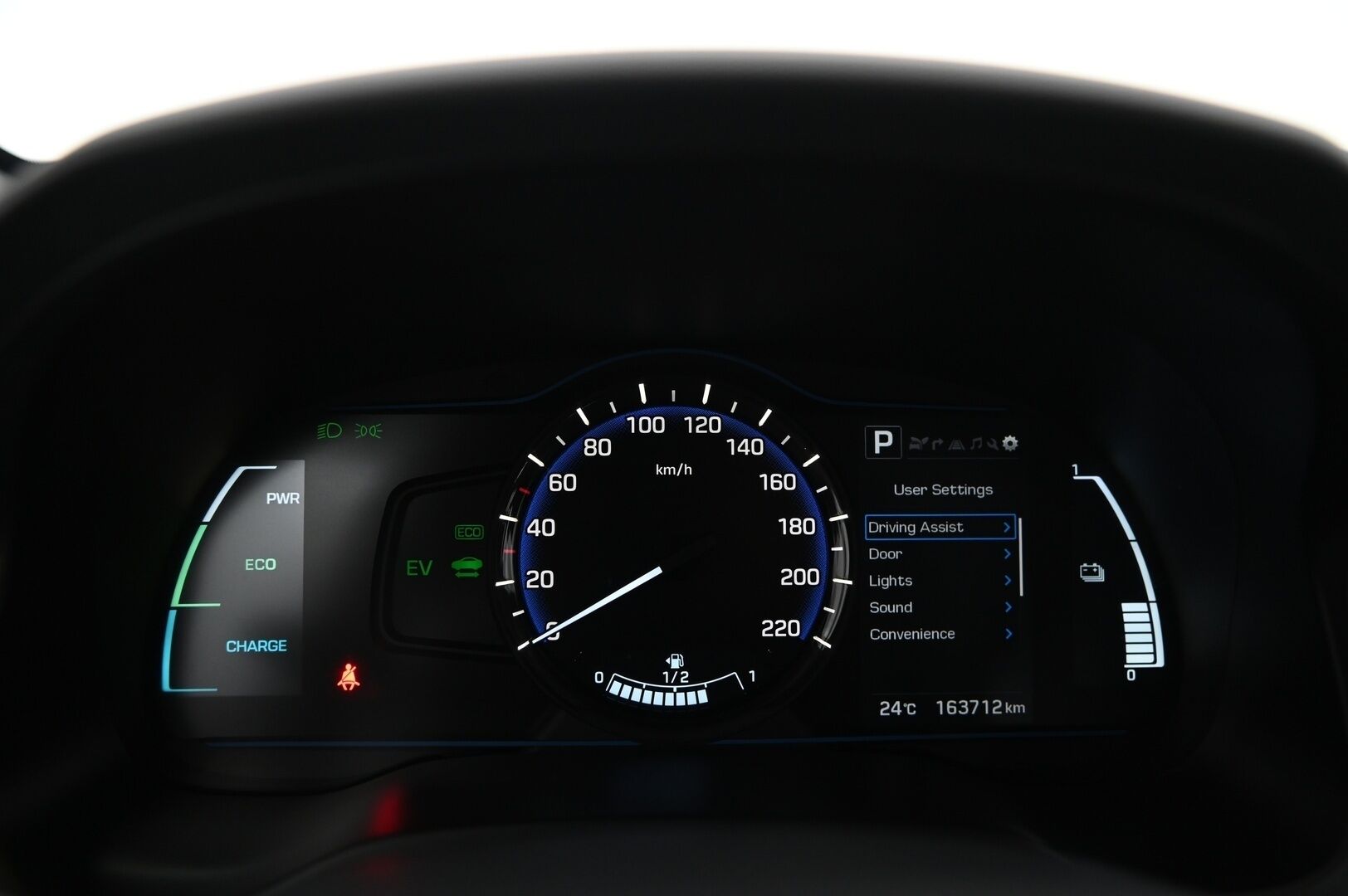 Hyundai IONIQ hybrid 2017 *DCT Comfort / Navi / P-Kamera / Ohjauspyörän lämmitys/ Lohko* - *Suomi-Auto / Infinity / 2x renkaat / Siisti*