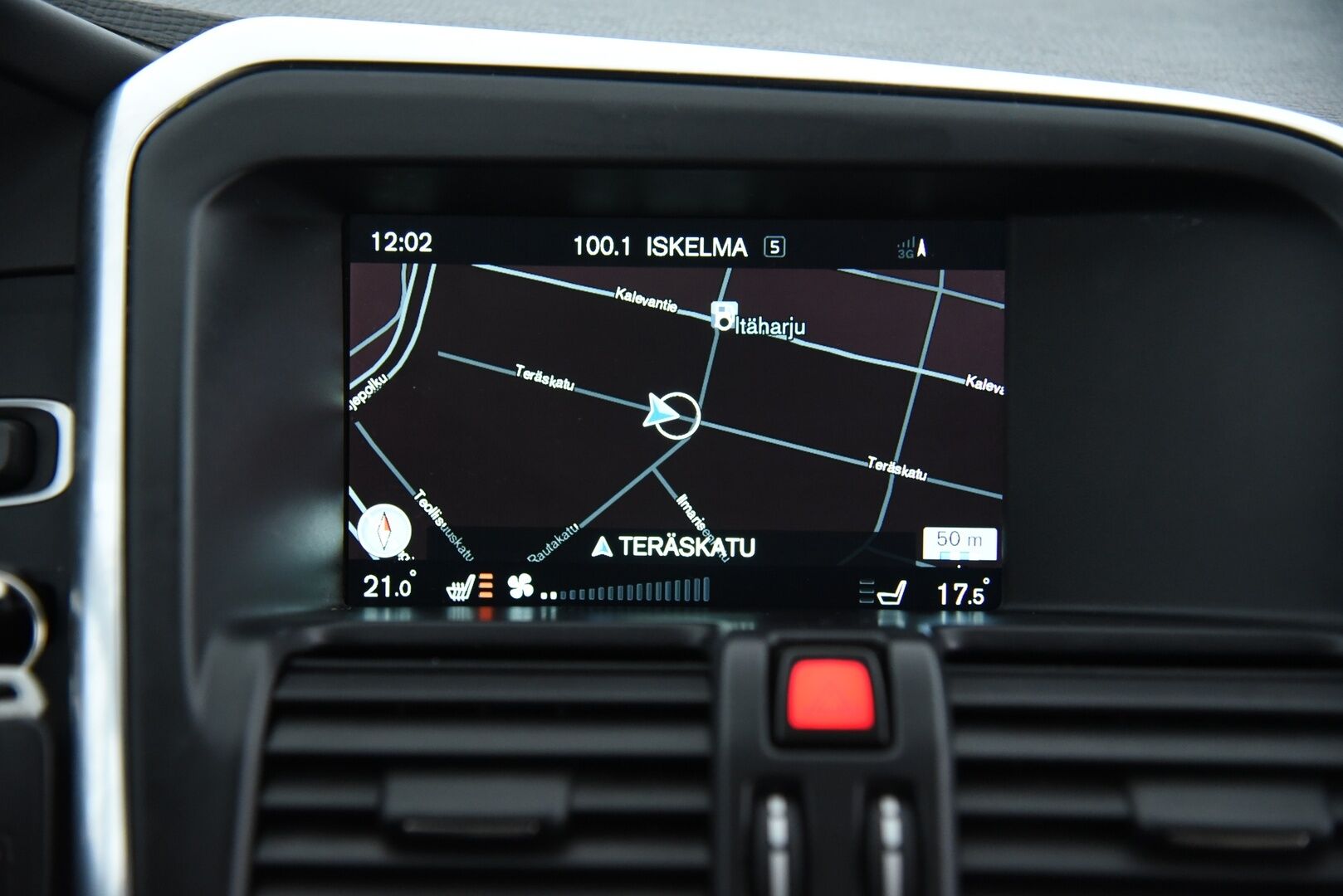 Volvo XC60 2016 D4 Business Summum aut - Suomi-auto / Digimittaristo / Webasto / VOC / Muistipenkki / Vakkari / City Safety 