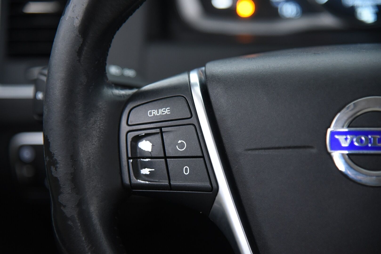Volvo XC60 2016 D4 Business Summum aut - Suomi-auto / Digimittaristo / Webasto / VOC / Muistipenkki / Vakkari / City Safety 