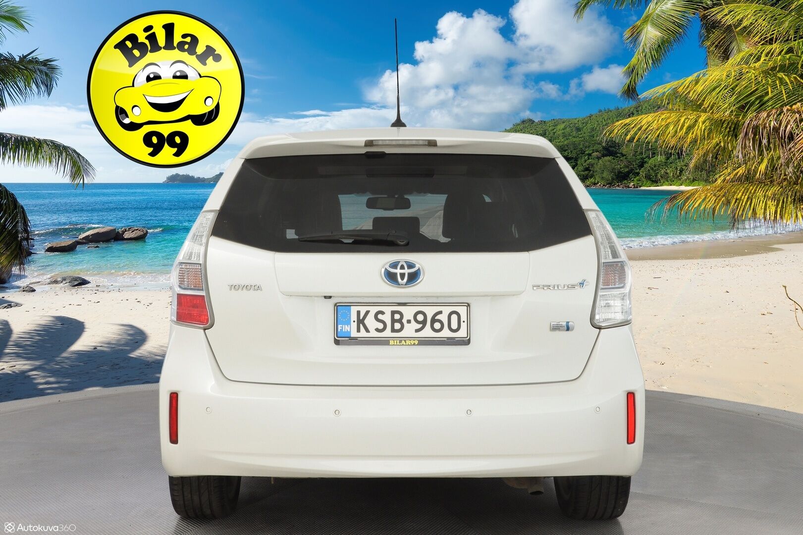 Toyota Prius+ 2013 Premium 7p - HUD / Panorama / Kamera / Vakkari / 2 Renkaat / Nahkasisusta