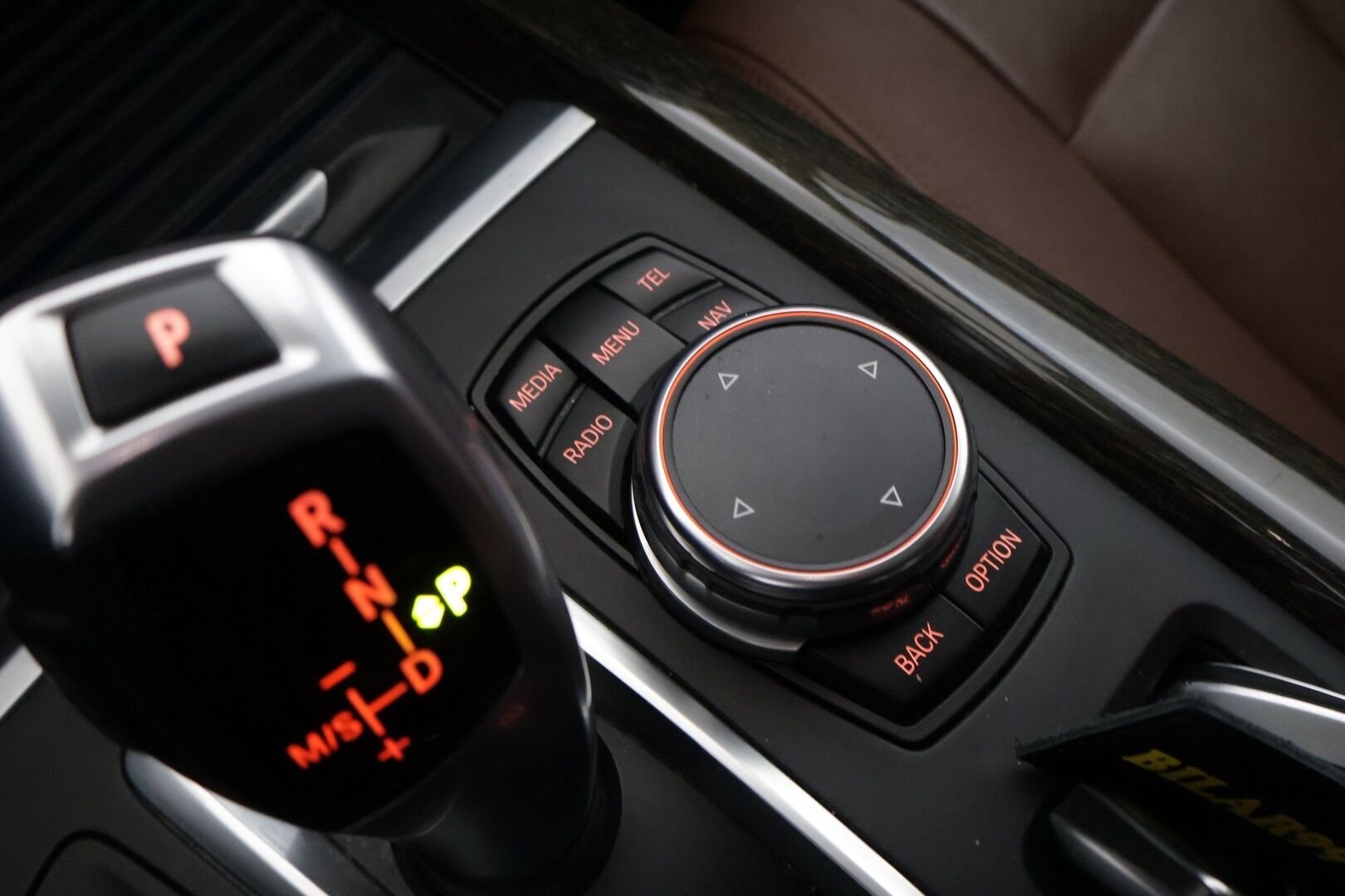 BMW X5 2016 F15 xDrive40e A - YritysOutlet - Myydään vain yrityksille - Soh 85.4% / 360° / ACC / S.Koukku / Blow by heater!