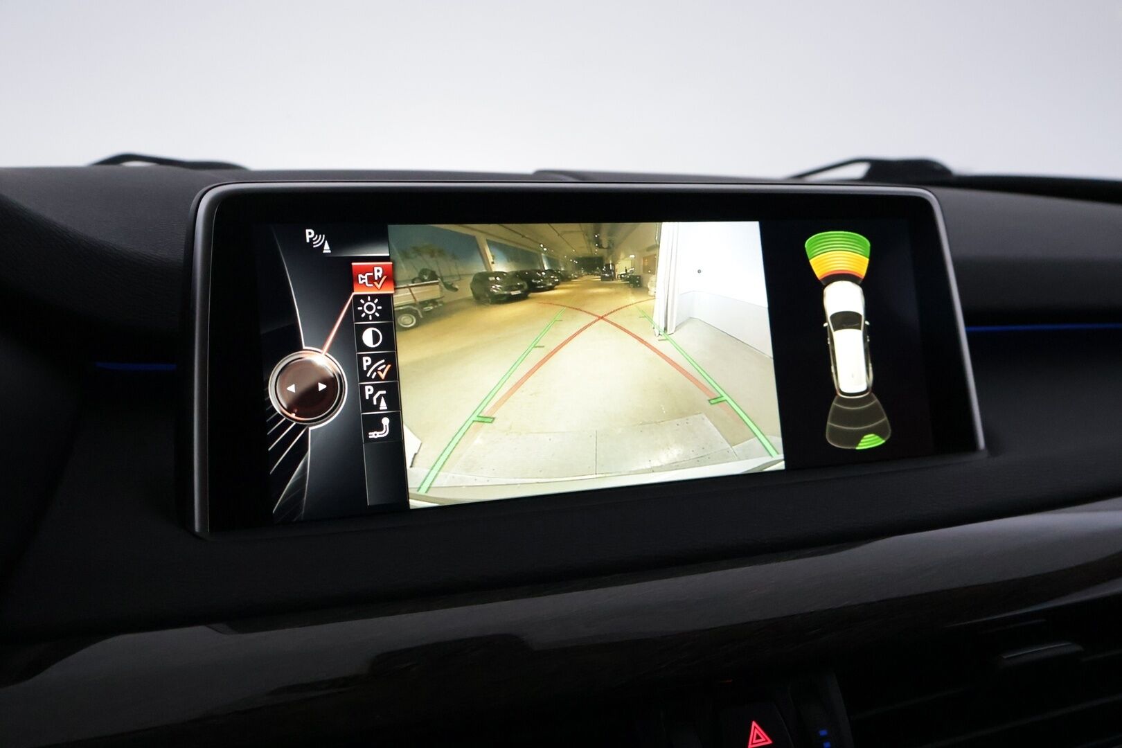 BMW X5 2016 F15 xDrive40e A - YritysOutlet - Myydään vain yrityksille - Soh 85.4% / 360° / ACC / S.Koukku / Blow by heater!