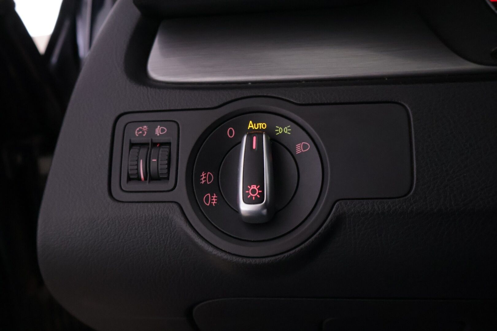 Volkswagen Passat 2011 4Motion  - YritysOutlet - Myydään vain yrityksille