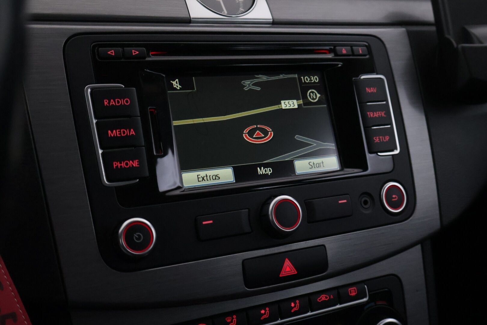 Volkswagen Passat 2011 4Motion  - YritysOutlet - Myydään vain yrityksille