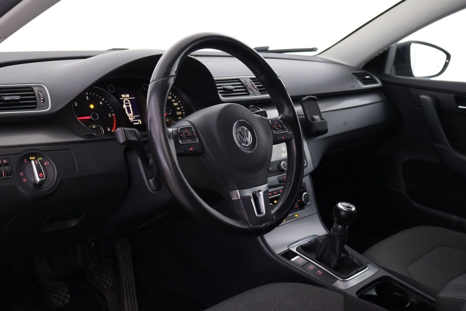 Volkswagen Passat 2011 4Motion  - YritysOutlet - Myydään vain yrityksille