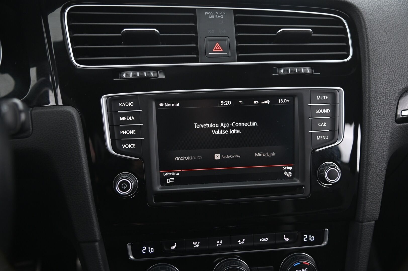 Volkswagen Golf 2016 Variant R 2,0 TSI 221 kW (300 hv) 4MOTION DSG-automaatti Winter Edition*Dynaudio / BC / Vakkari / Keyless* - *2x renkaat/ Tarkka huoltohistoria / Juuri katsatettu*