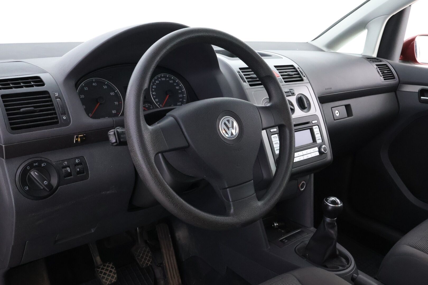Volkswagen Touran 2007 - YritysOutlet - Myydään vain yrityksille - – Tämä auto myydään YritysOutlet -valikoimasta vain yritykselle