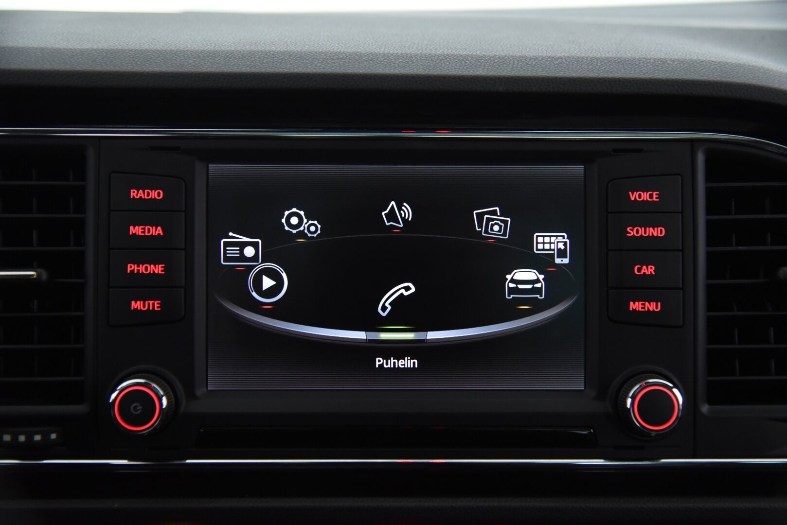 Seat Leon ST 2016 2,0 TSI 290 Cupra DSG / Panorama / Webasto / P-tutkat / LED-ajovalot - Juuri huollettu! / Kaukovaloautomatiikka / Seat Sound System