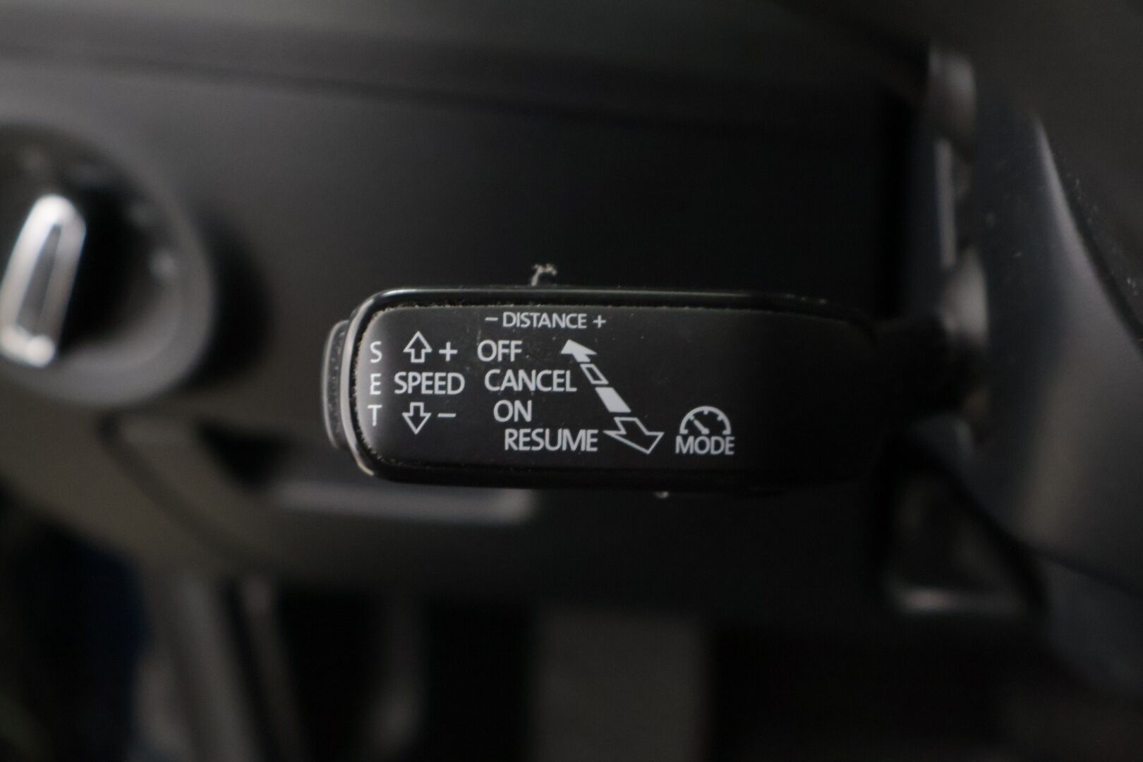 Skoda Superb 2017 1,4 TSI ACT Elegance DSG Autom. - Suomi-auto | ACC | Vetokoukku | Muistipenkki | Sähkökontti | Canton | Tutkat | Keyless | Webasto | Juuri huollettu! 