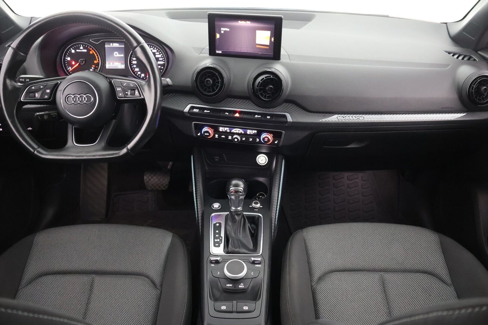 Audi Q2 2017 Business Sport 2,0 TDI 140 kW quattro S tronic - ACC | Koukku | LED | Sport-paketti | Lohkolämmitin | Adapt. Vakkari |
