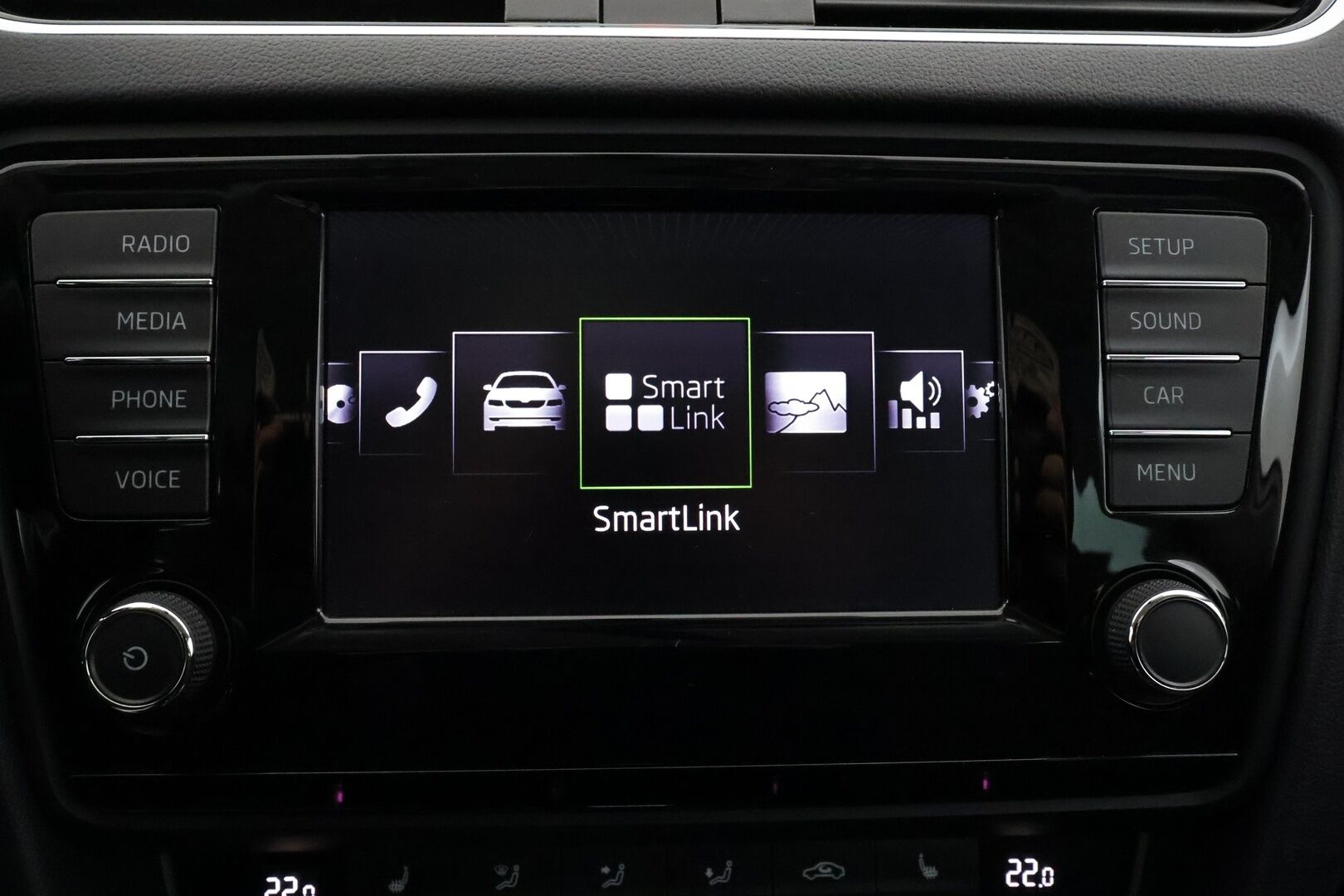 Skoda Octavia 2017 Combi 1,0 TSI Style DSG Autom. - | Webasto | Koukku | ACC | Xenon | P.Tutkat | Keyless | Suomi-auto | Kahdet renkaat |