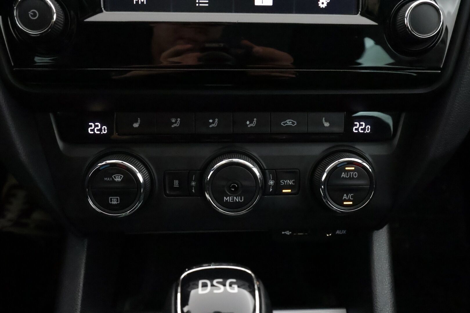 Skoda Octavia 2017 Combi 1,0 TSI Style DSG Autom. - | Webasto | Koukku | ACC | Xenon | P.Tutkat | Keyless | Suomi-auto | Kahdet renkaat |