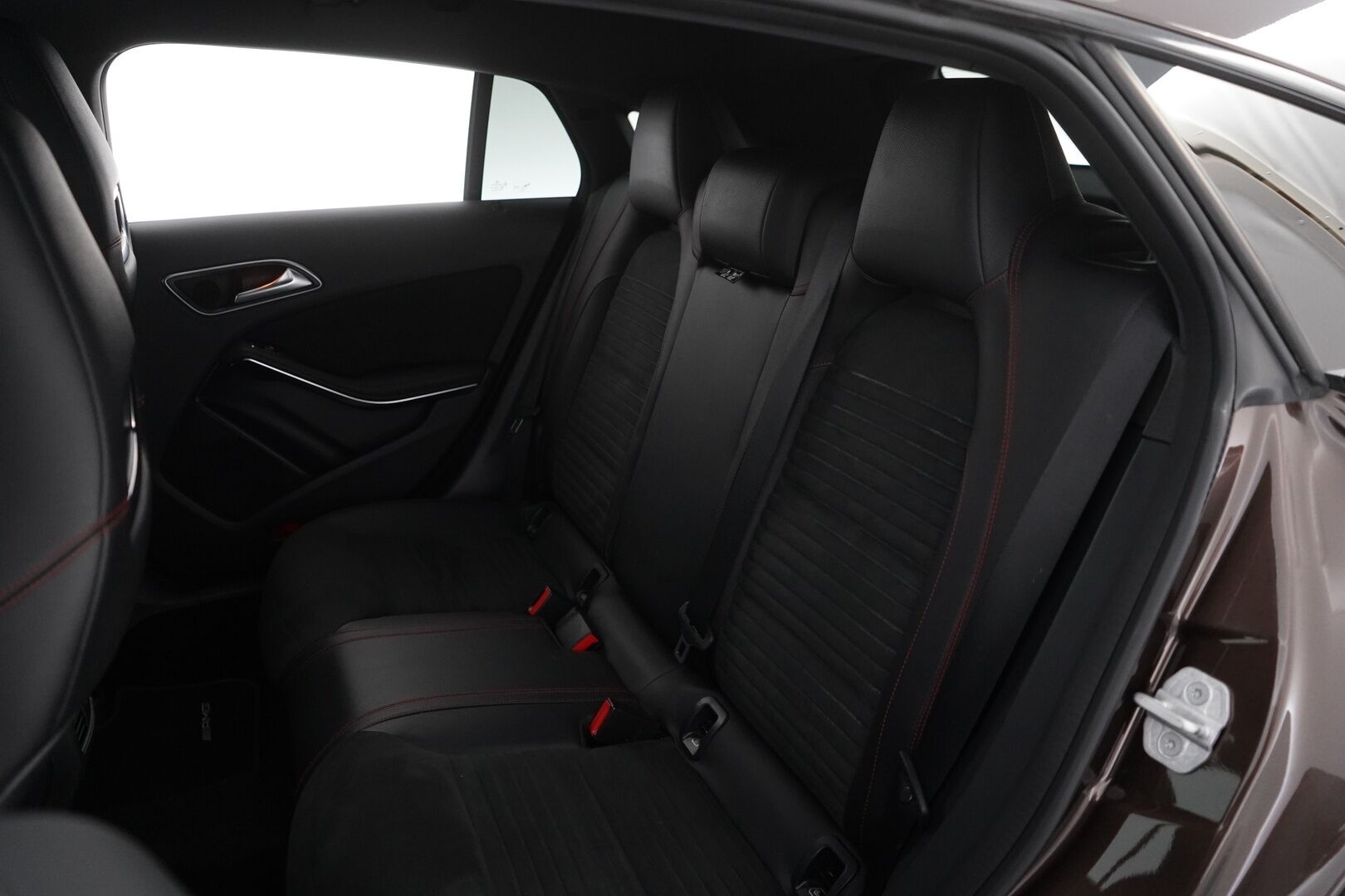 Mercedes-Benz CLA 2017 180 A Shooting Brake Business AMG *Kamera / Lohkolämmitin / Vakkari / Urheiluistuimet / Tutkat / KeylessGo* - Suomi-auto / Viimeisin huolto 124tkm / Kahdet Mersun Vanteet