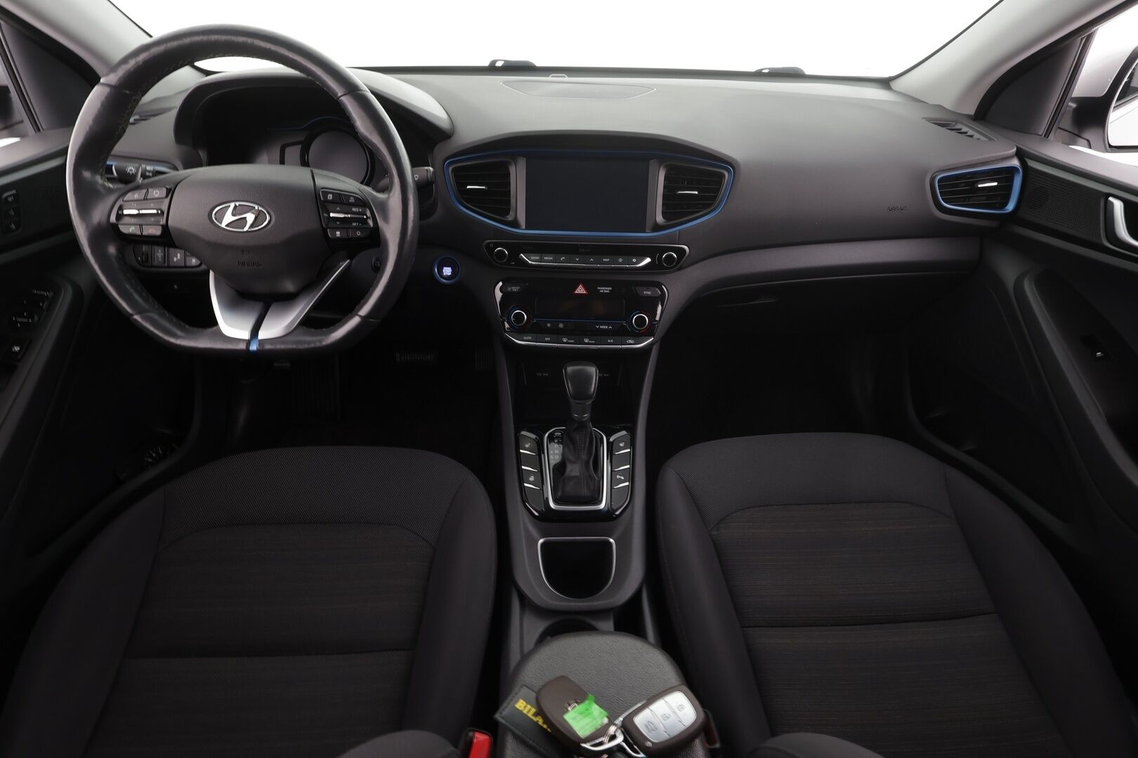 Hyundai IONIQ hybrid 2017 DCT Style * Webasto / Adapt.vakkari / Infinity / P.kamera / Navi / Keyless *