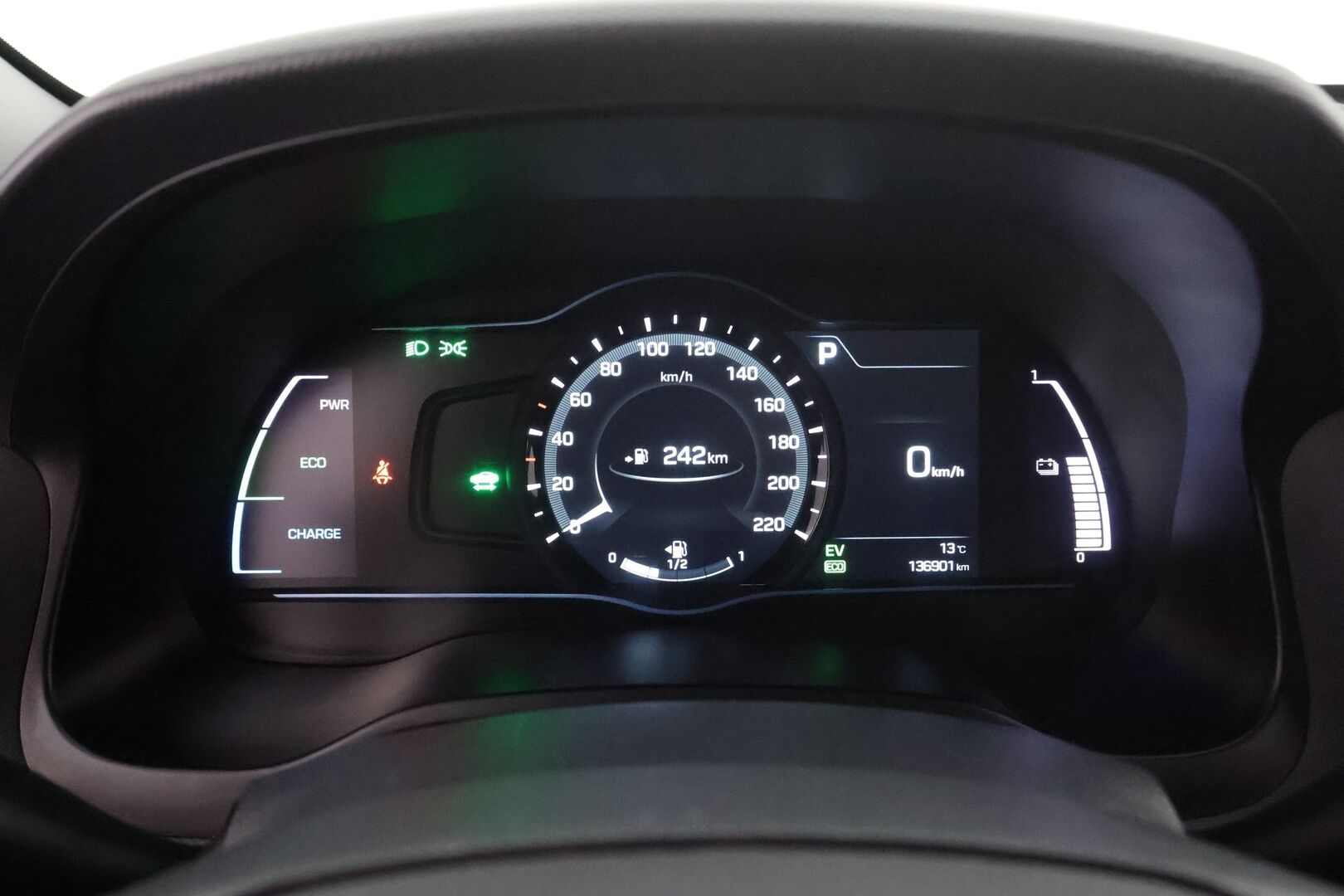 Hyundai IONIQ hybrid 2017 DCT Style * Webasto / Adapt.vakkari / Infinity / P.kamera / Navi / Keyless *