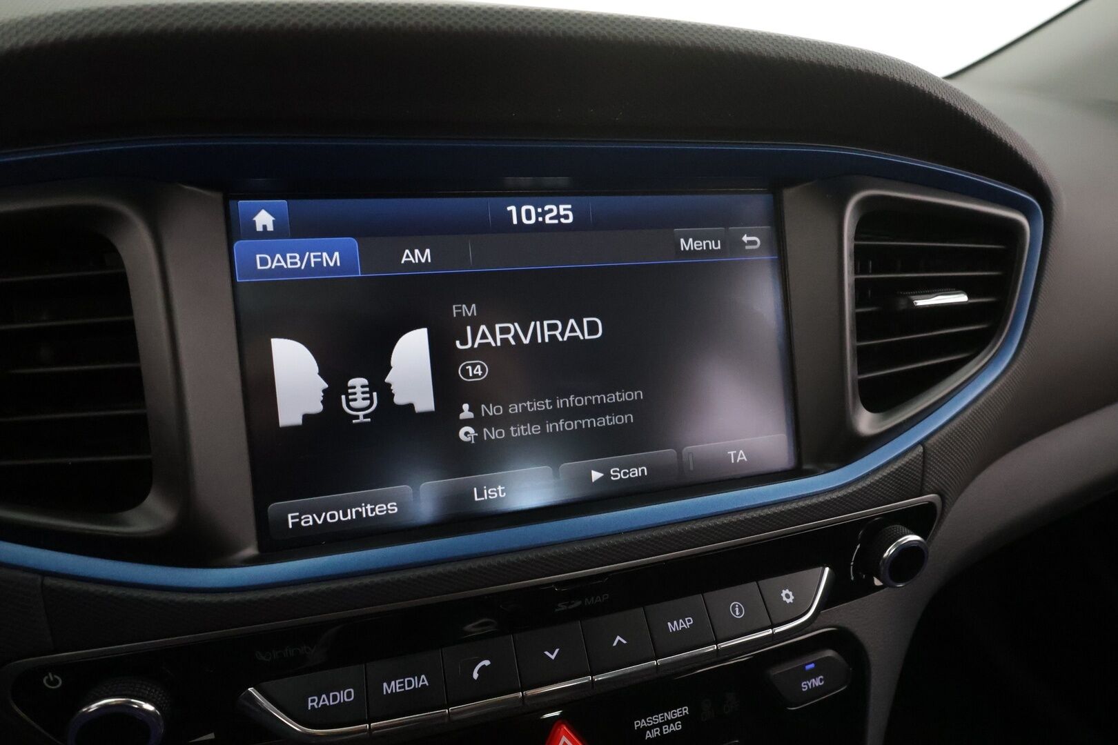 Hyundai IONIQ hybrid 2017 DCT Style * Webasto / Adapt.vakkari / Infinity / P.kamera / Navi / Keyless *