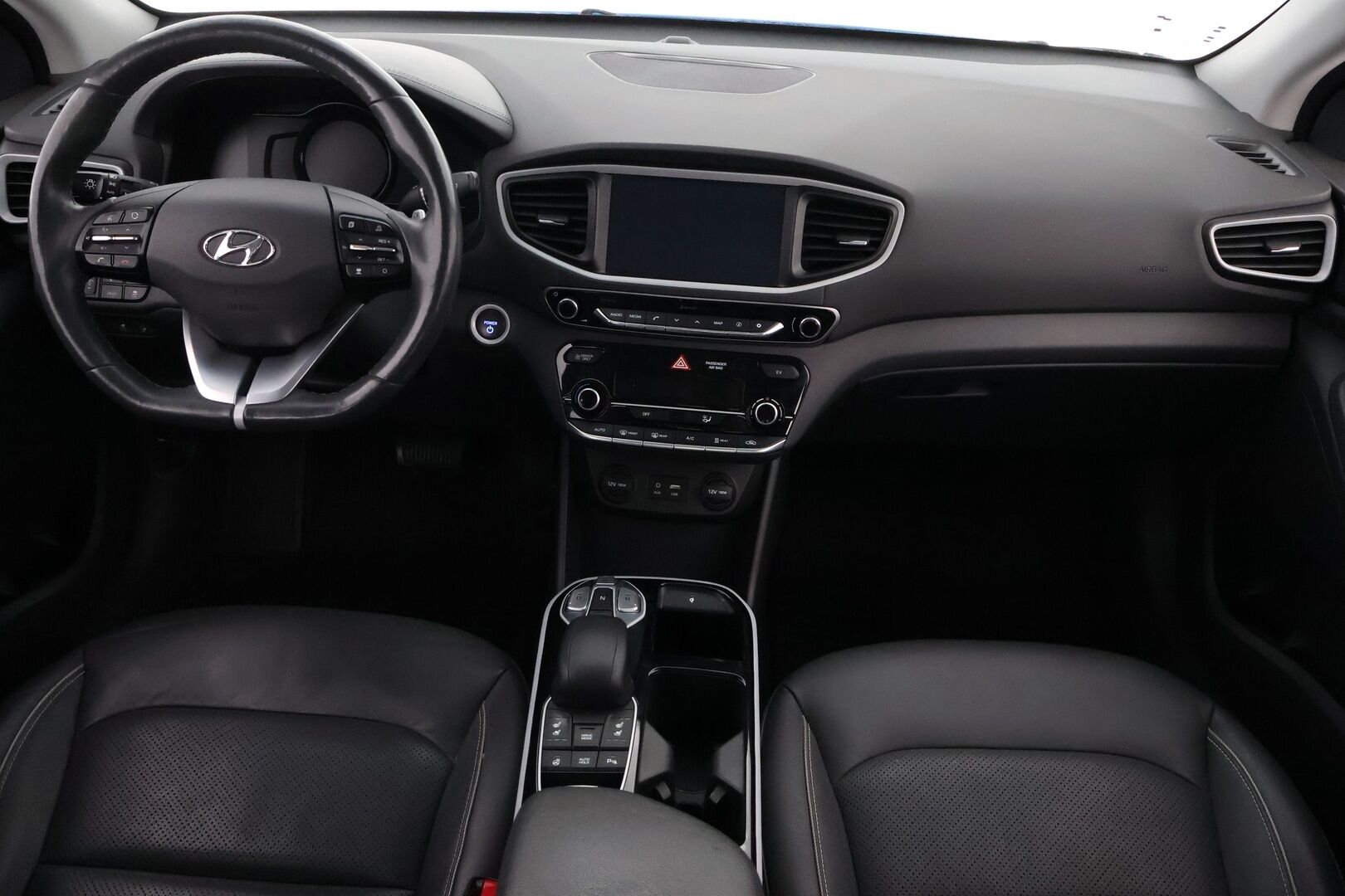 Hyundai IONIQ electric 2017 Style Business - Suomiauto / Lämpöpumppu / Adapt.Vakkari / Infinity Audio / Ilmastoidut Nahat / Peruutuskamera / Apple&Android / Huippuvarusteet!
