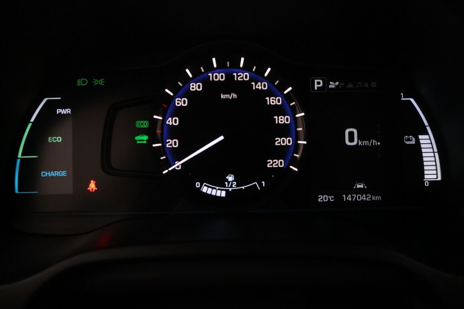 Hyundai IONIQ hybrid 2017 DCT Comfort * Suomiauto / Merkkihuollot / Infinity / Adapt.Vakkari / Peruutuskamera / Lohkolämmitin! - Ratinlämmitys / Juuri tullut Tampereelle!