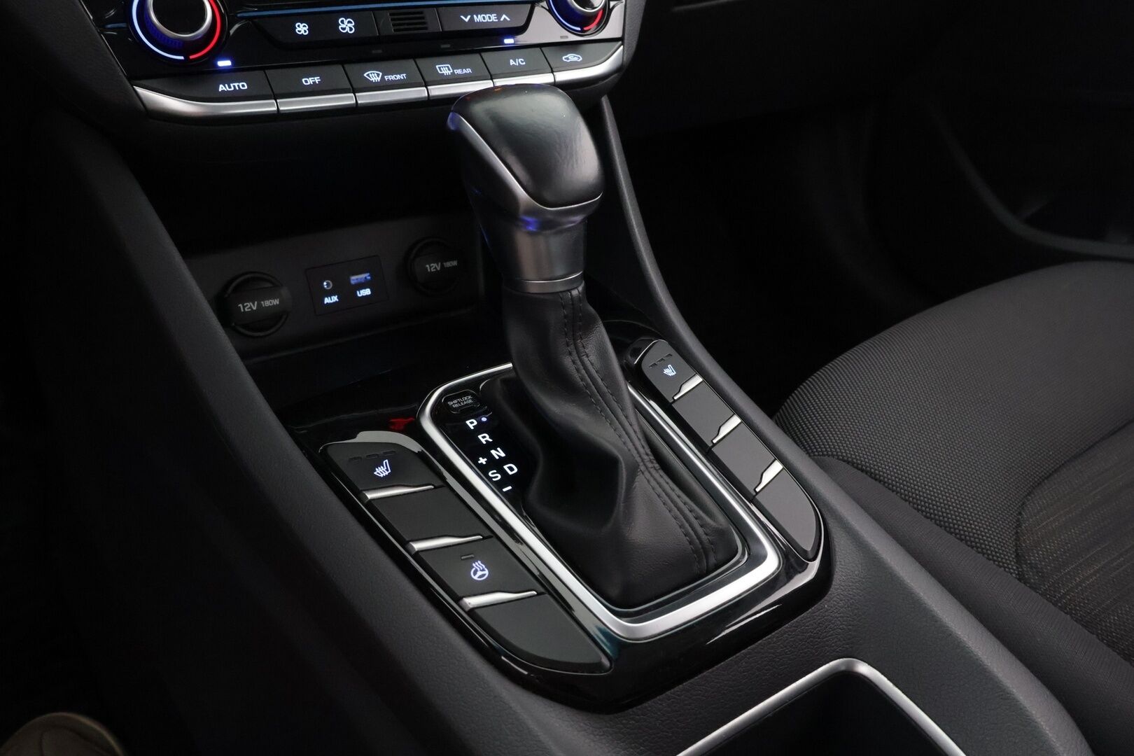 Hyundai IONIQ hybrid 2017 DCT Comfort * Suomiauto / Merkkihuollot / Infinity / Adapt.Vakkari / Peruutuskamera / Lohkolämmitin! - Ratinlämmitys / Juuri tullut Tampereelle!