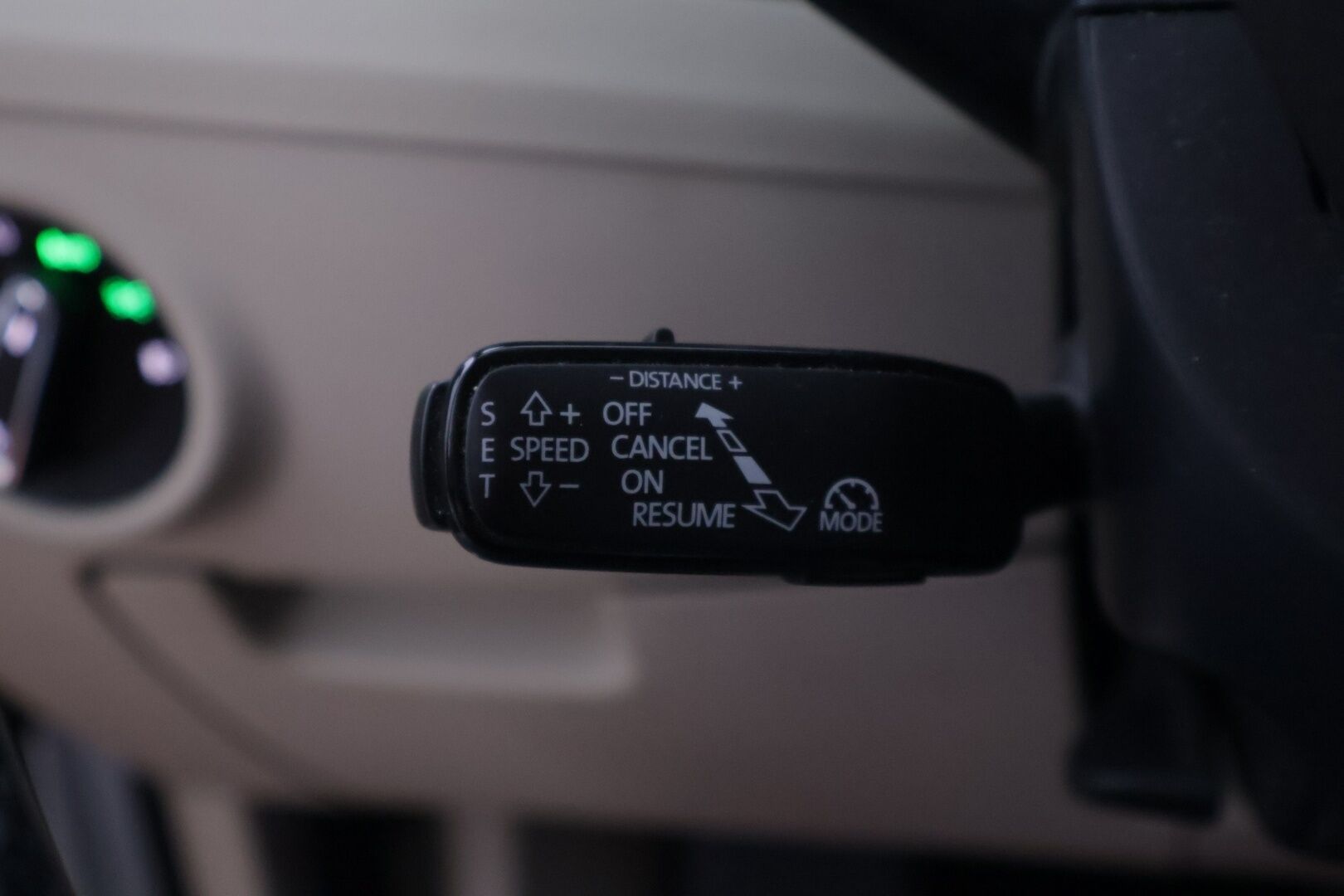 Skoda Superb 2017 2,0 TDI 190 4x4 Elegance DSG Autom. *ACC / Muistipenkki / Canton / Koukku / S-Luukku / KeyLessGo / Tutkat* - Merkkihuollettu / Suomiauto /