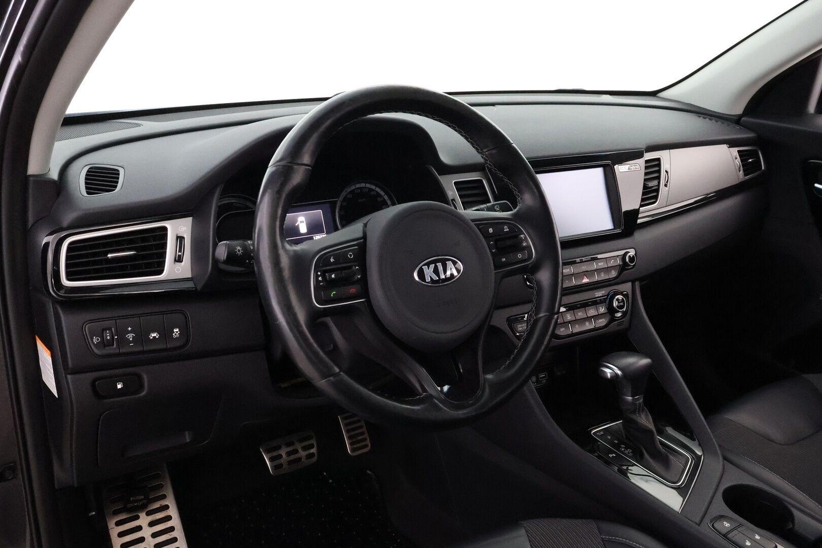 Kia Niro 2017 1,6 GDI Hybrid EX DCT* JBL / Peruutuskamera / Puolinahat / Lohko&Sisäp. / Vakkari / Navi / Ratinlämmitin! - Suomiauto / Merkkiliikkeen huoltohistoria / Juuri saapunut! - HULLU BLACKWEEK KORKOTARJOUS 2,49%