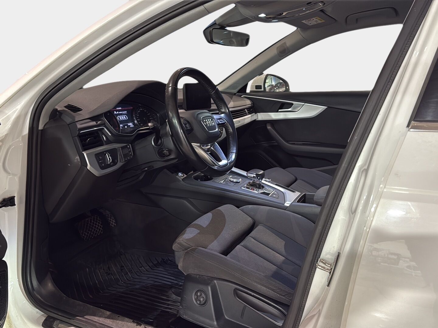 Audi A4 allroad 2017 Land of quattro 2,0 TDI 120 kW quattro S tronic * Webasto / Bang & Olufsen / P-Kamera / Matrix-LED / Sähköluukku / Jakopää tehty! * - Huippuvarusteet, hyvin huollettu!