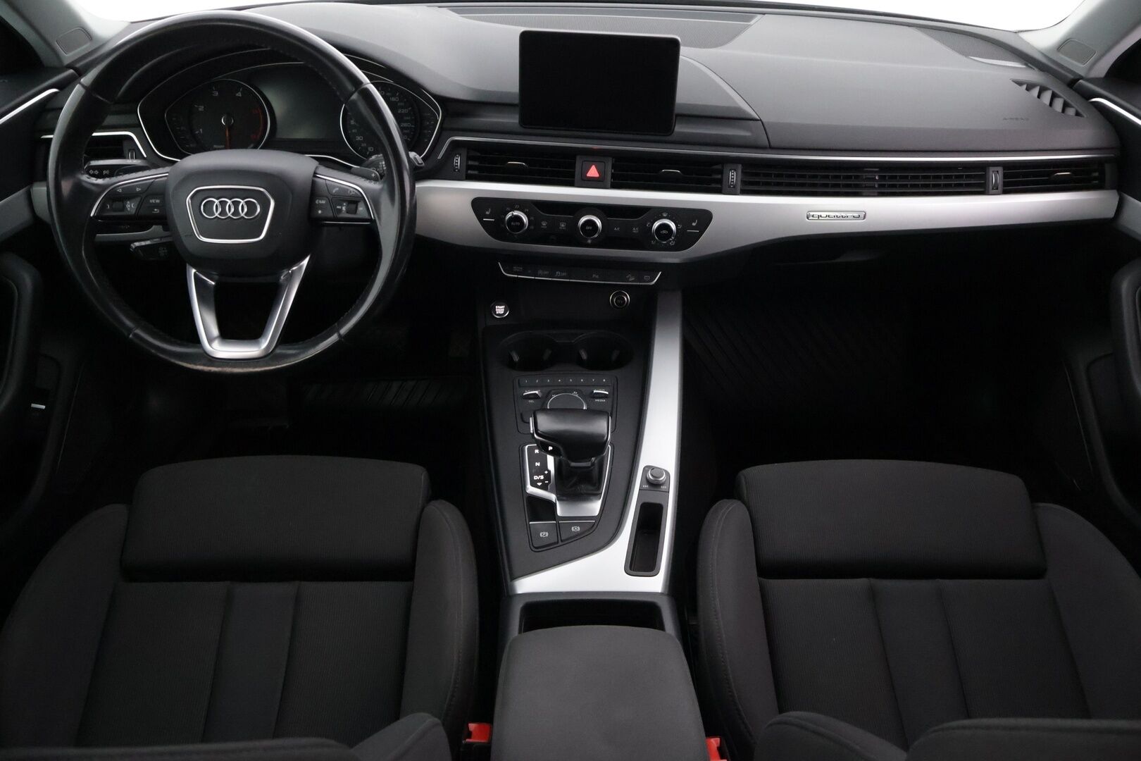 Audi A4 allroad 2017 Land of quattro 2,0 TDI 120 kW quattro S tronic * Webasto / Bang & Olufsen / P-Kamera / Matrix-LED / Sähköluukku / Jakopää tehty! * - Huippuvarusteet, hyvin huollettu!