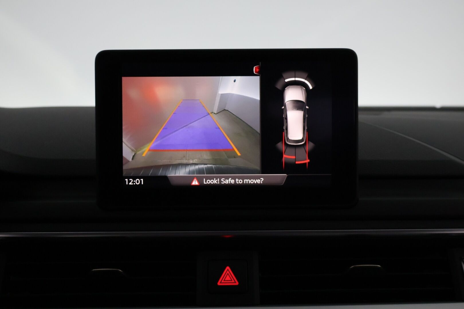 Audi A4 ALLROAD 2017 Land of quattro 2,0 TDI 120 kW quattro S tronic * Webasto / Koukku / Nahkasisusta / Matrix-LED / P-kamera  * - BLIS / P-tutkat / Suomi-auto