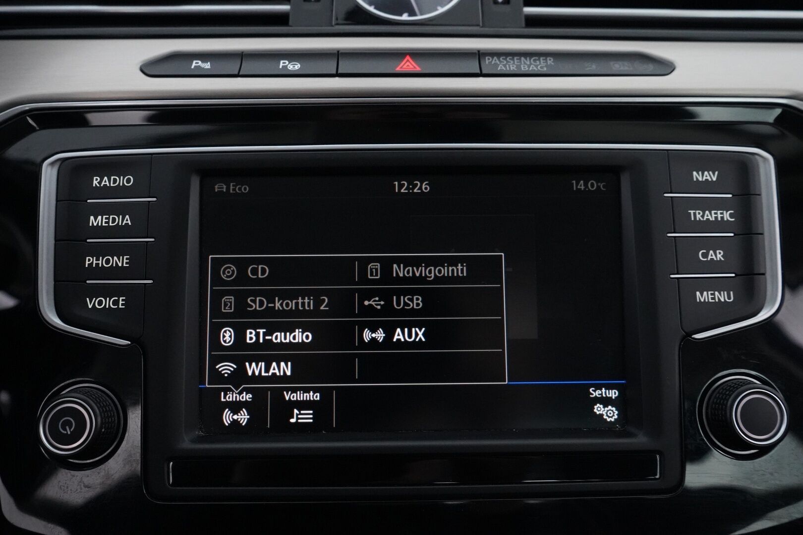 Volkswagen Passat 2017 1.6 TDI Sedan Highline 88kW (120hv) DSG - ACC | Digimittaristo | Webasto | Nahka-Alcantara | Tutkat | LED | Suomi-auto | Kahdet VW vanteet | Uudet kesärenkaat | Juuri huollettu! 