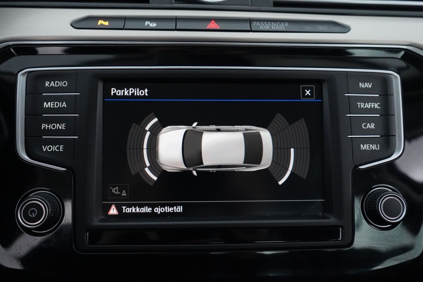 Volkswagen Passat 2017 1.6 TDI Sedan Highline 88kW (120hv) DSG - ACC | Digimittaristo | Webasto | Nahka-Alcantara | Tutkat | LED | Suomi-auto | Kahdet VW vanteet | Uudet kesärenkaat | Juuri huollettu! 
