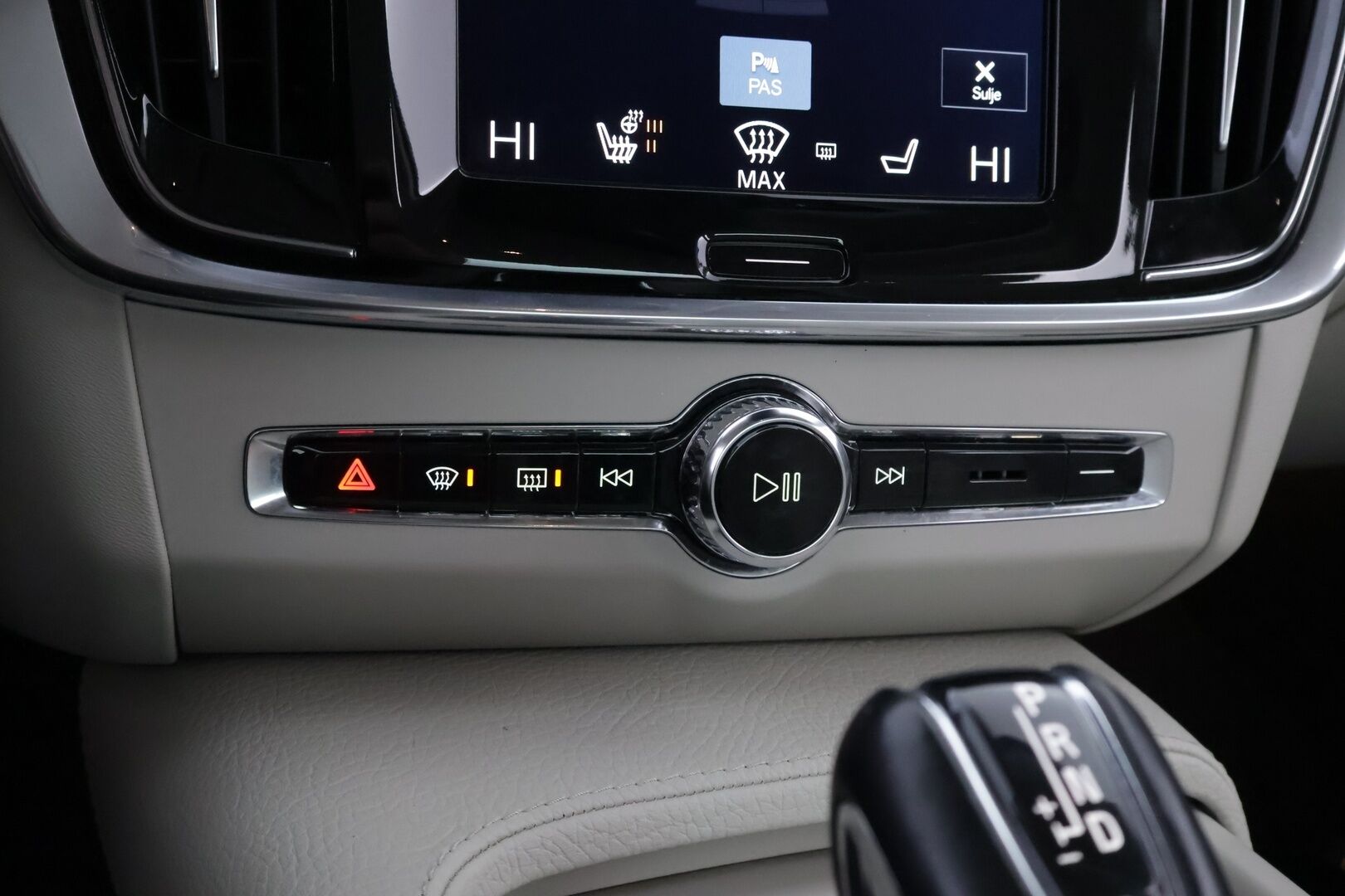 Volvo S90 2017 D3 Business aut - Suomiauto | Webasto | Koukku | Vaalea Nahkasisusta | Pilot Assist | High Perf Audio | Sensus Navi | Upea väriyhdistelmä!