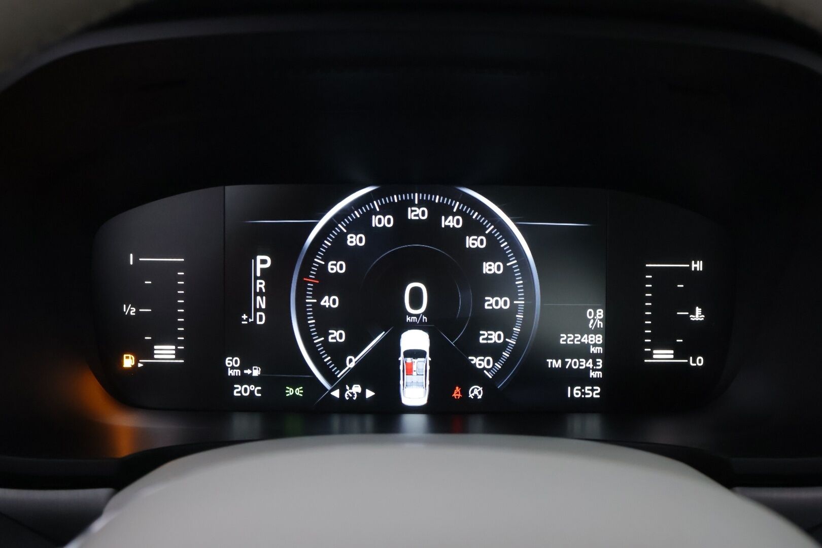 Volvo S90 2017 D3 Business aut - Suomiauto | Webasto | Koukku | Vaalea Nahkasisusta | Pilot Assist | High Perf Audio | Sensus Navi | Upea väriyhdistelmä!