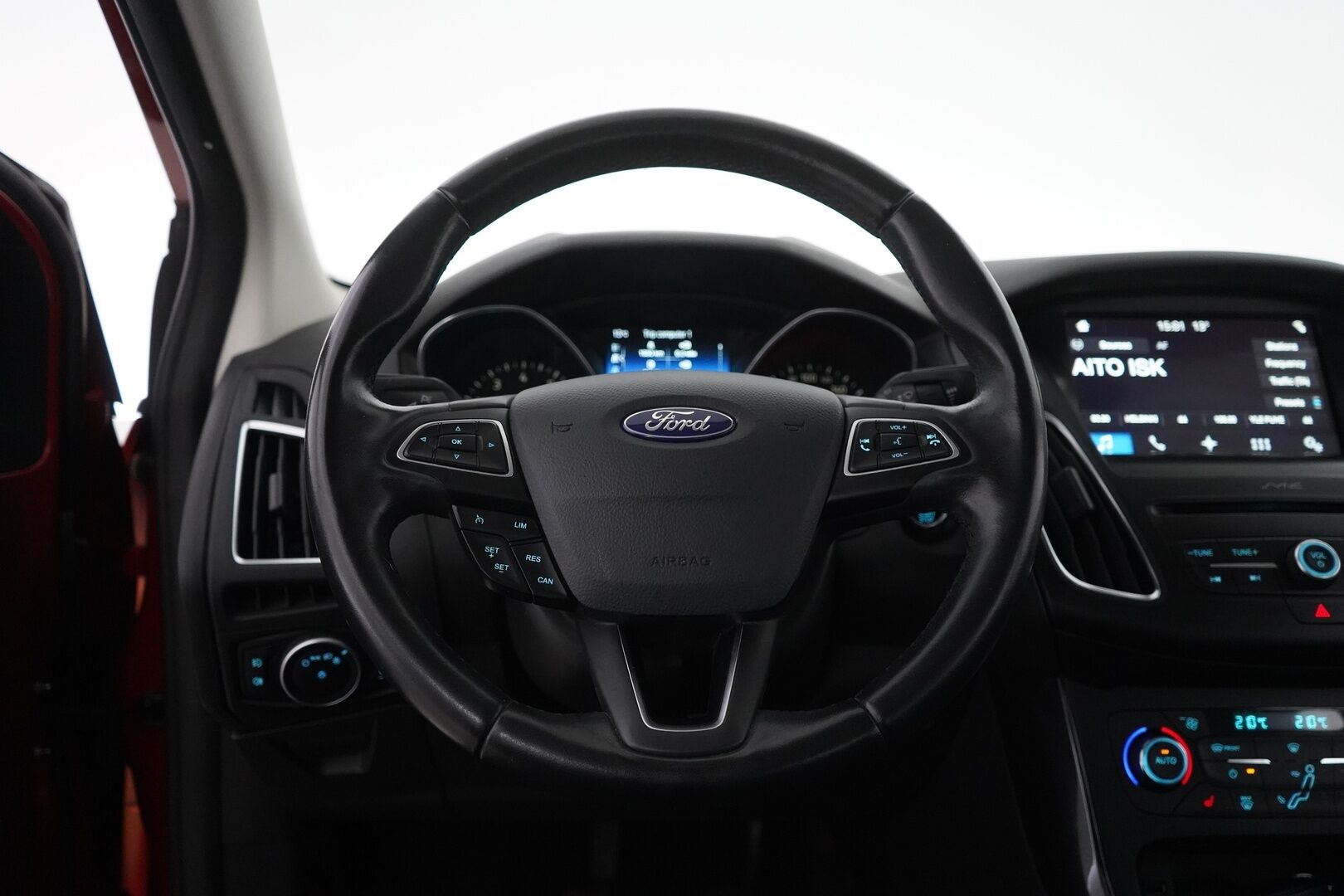 Ford Focus 2017 1,0 EcoBoost 125 hv Start/Stop M6 Titanium 5-ovinen - Tämä HELMI myydään huutokaupat.com sivustolla! - KORKO VAIN 3,99 %