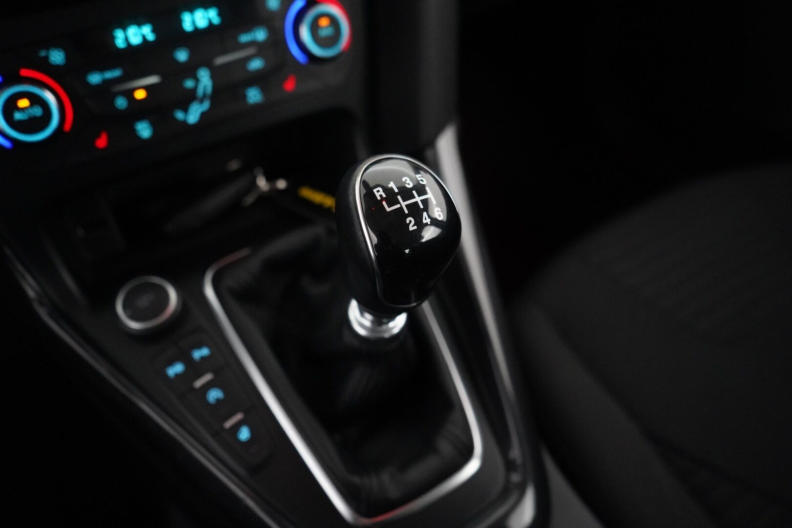 Ford Focus 2017 1,0 EcoBoost 125 hv Start/Stop M6 Titanium 5-ovinen - Tämä HELMI myydään huutokaupat.com sivustolla! - KORKO VAIN 3,99 %