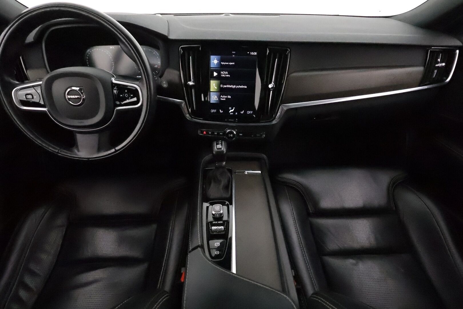 Volvo V90 Cross Country 2018 D5 AWD Pro aut. - Webasto | Panorama | HUD | 360 | Ilmastoidut & hierovat istuimet | Blis | Acc | Muistipenkit | Navi