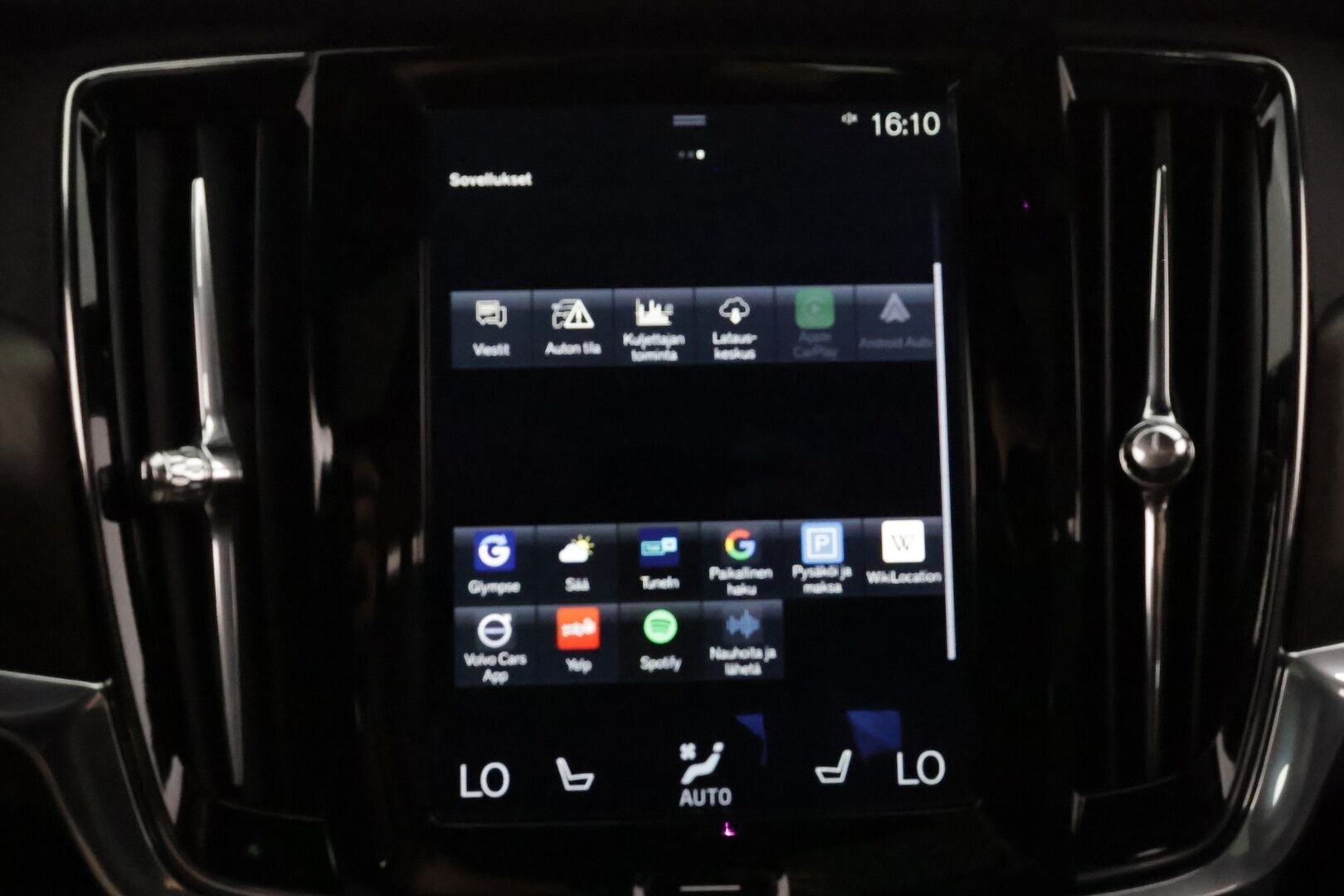 Volvo V90 Cross Country 2018 D5 AWD Pro aut **Panorama / HUD / Webasto / Adapt.Vakkari / Full-LED / 360° / Ilmastoidut Sporttinahat Muistilla** - 3,99 % KORKOTARJOUS TÄHÄN AUTOON - Suomi-auto / Kahdet Renkaat / **HYVILLÄ KAMOILLA**