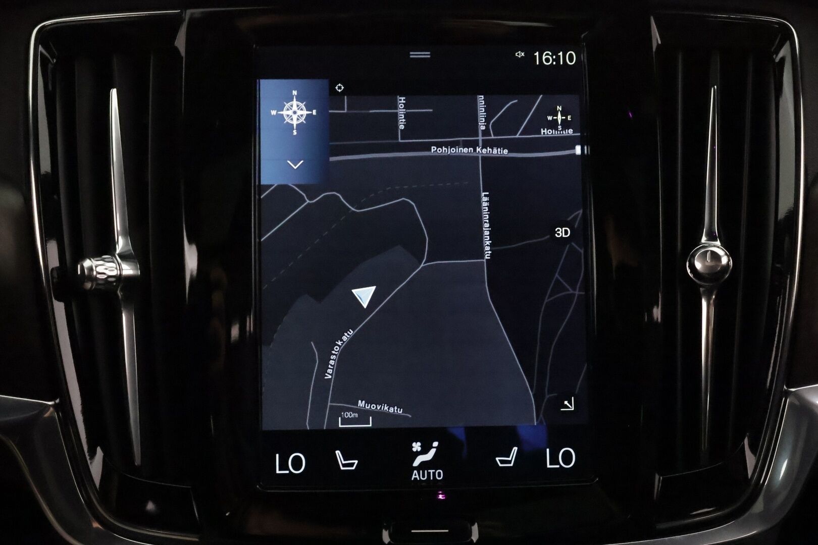 Volvo V90 Cross Country 2018 D5 AWD Pro aut. - Kaikki herkut | Ilmastoidut & hierovat istuimet | 360 | Blis | Hud | Acc | Kattoluukku | Muistipenkit 