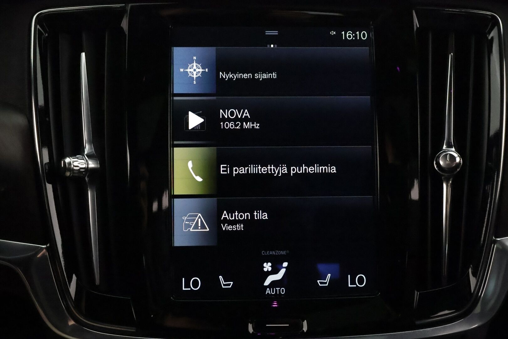 Volvo V90 Cross Country 2018 D5 AWD Pro aut **Panorama / HUD / Webasto / Adapt.Vakkari / Full-LED / 360° / Ilmastoidut Sporttinahat Muistilla** - 3,99 % KORKOTARJOUS TÄHÄN AUTOON - Suomi-auto / Kahdet Renkaat / **HYVILLÄ KAMOILLA**